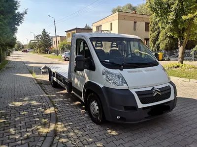 Wypożyczalnia auto lawet samochodów dostawczych Wynajem auto laweta lawety dostawcze Van Bus